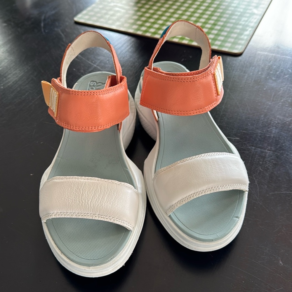 Sorel Women's Sandals in Orange and White